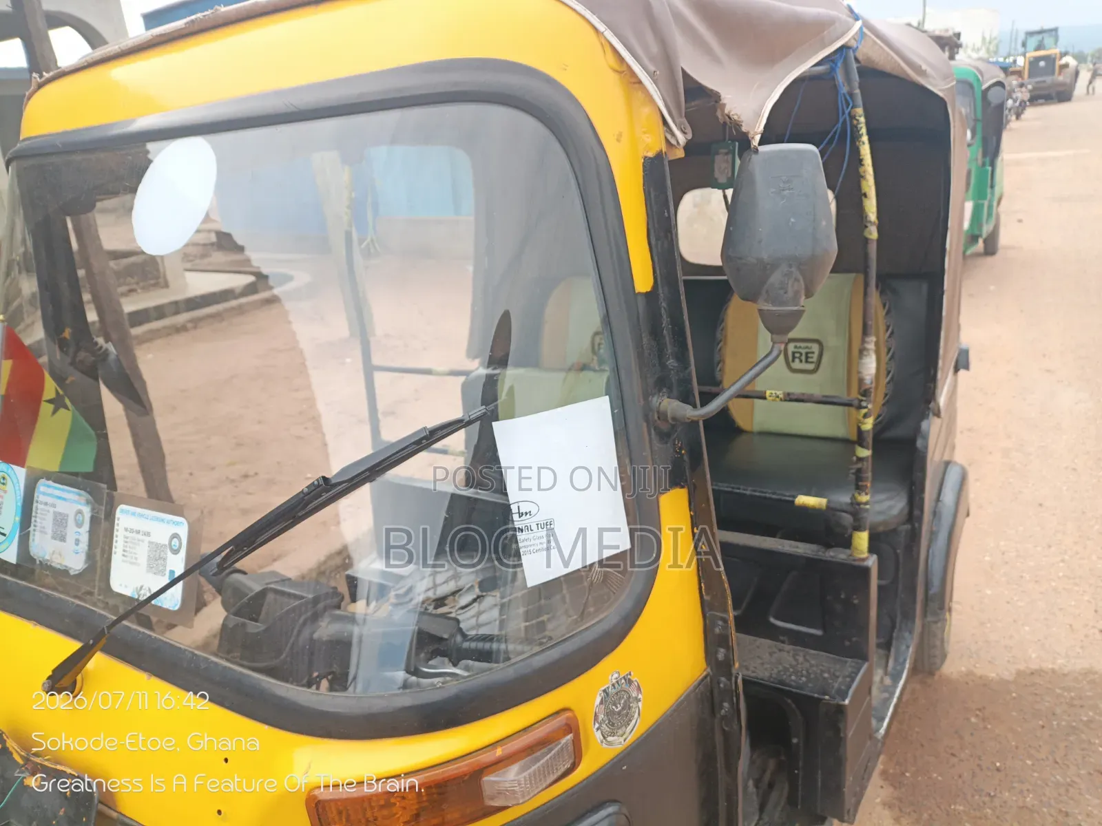 Bajaj RE 2020 Black