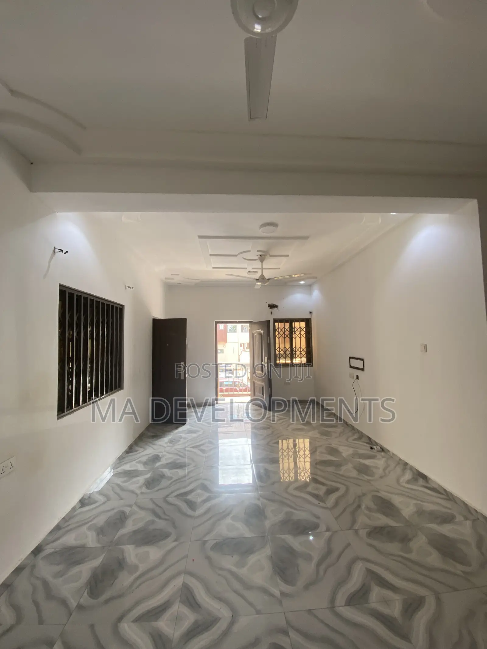 2bdrm Apartment in Madev Realty, Ofankor for rent
