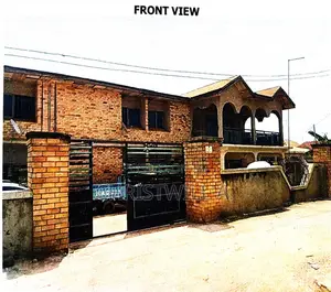 13bdrm House in Atwima Nwabiagya for sale