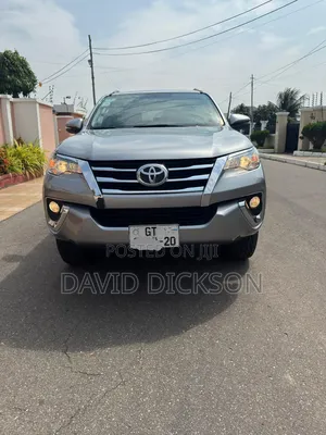 Toyota Fortuner 2020 Silver