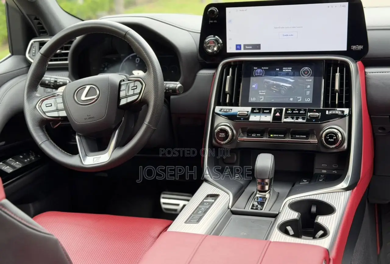 Lexus LX 700h 2024