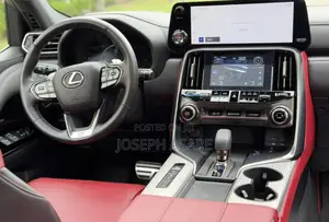 Lexus LX 700h 2024