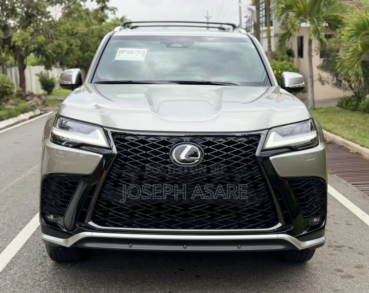 Lexus LX 700h 2024