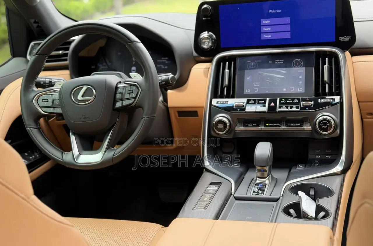 Lexus LX 700h 2024 White