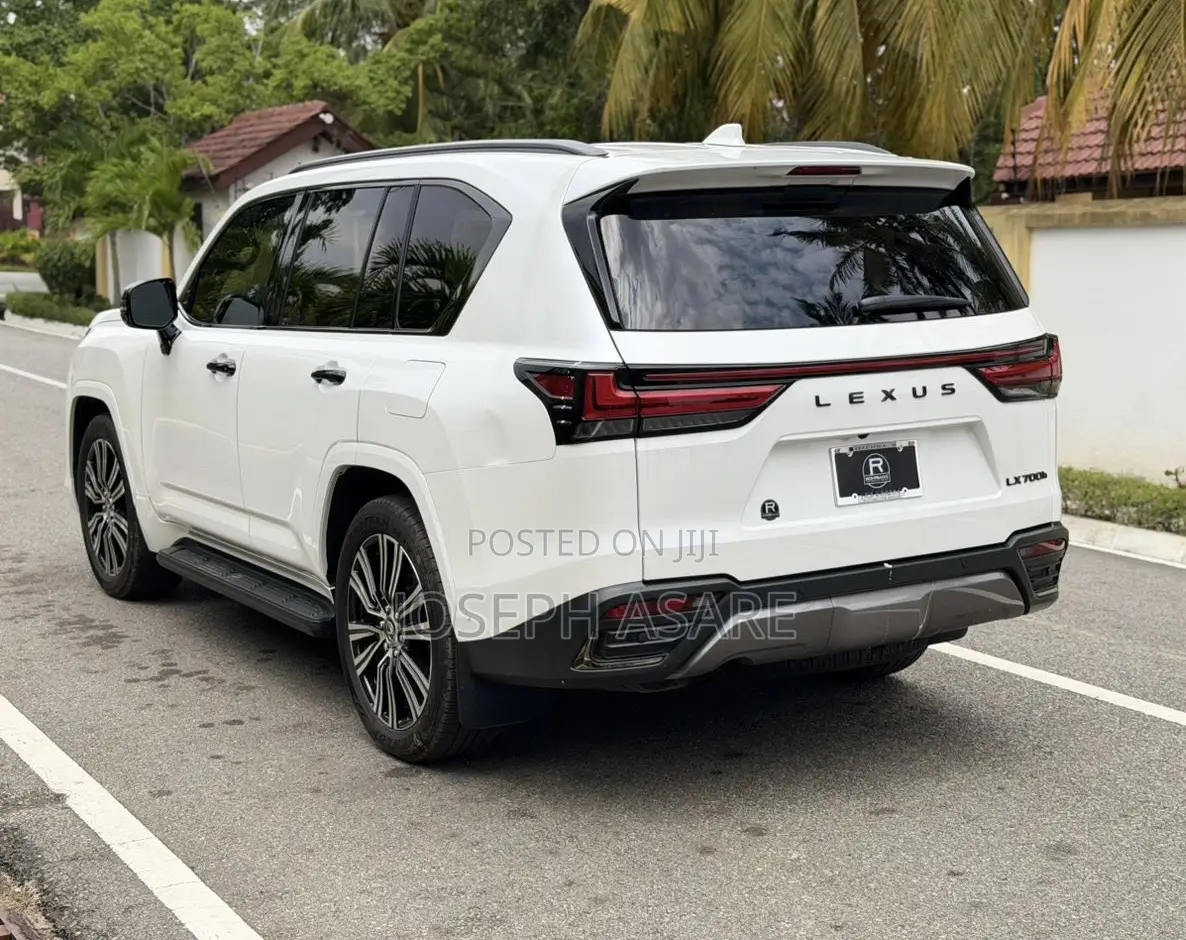 Lexus LX 700h 2024 White