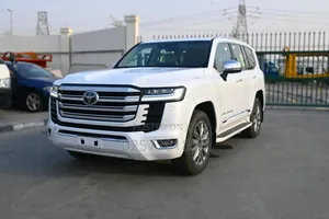 New Toyota Land Cruiser LC300 2025 White