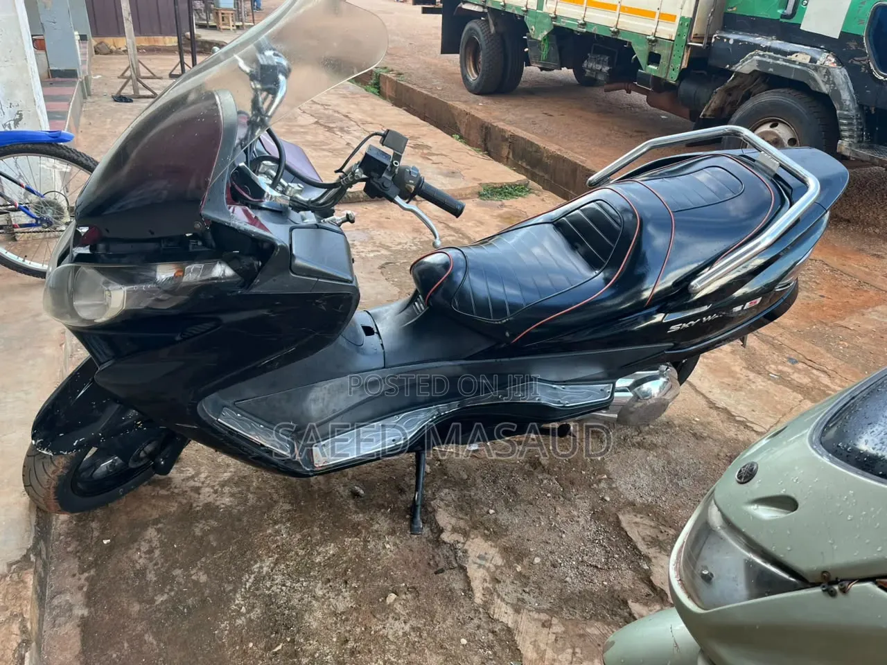 Suzuki Burgman 2025 Black