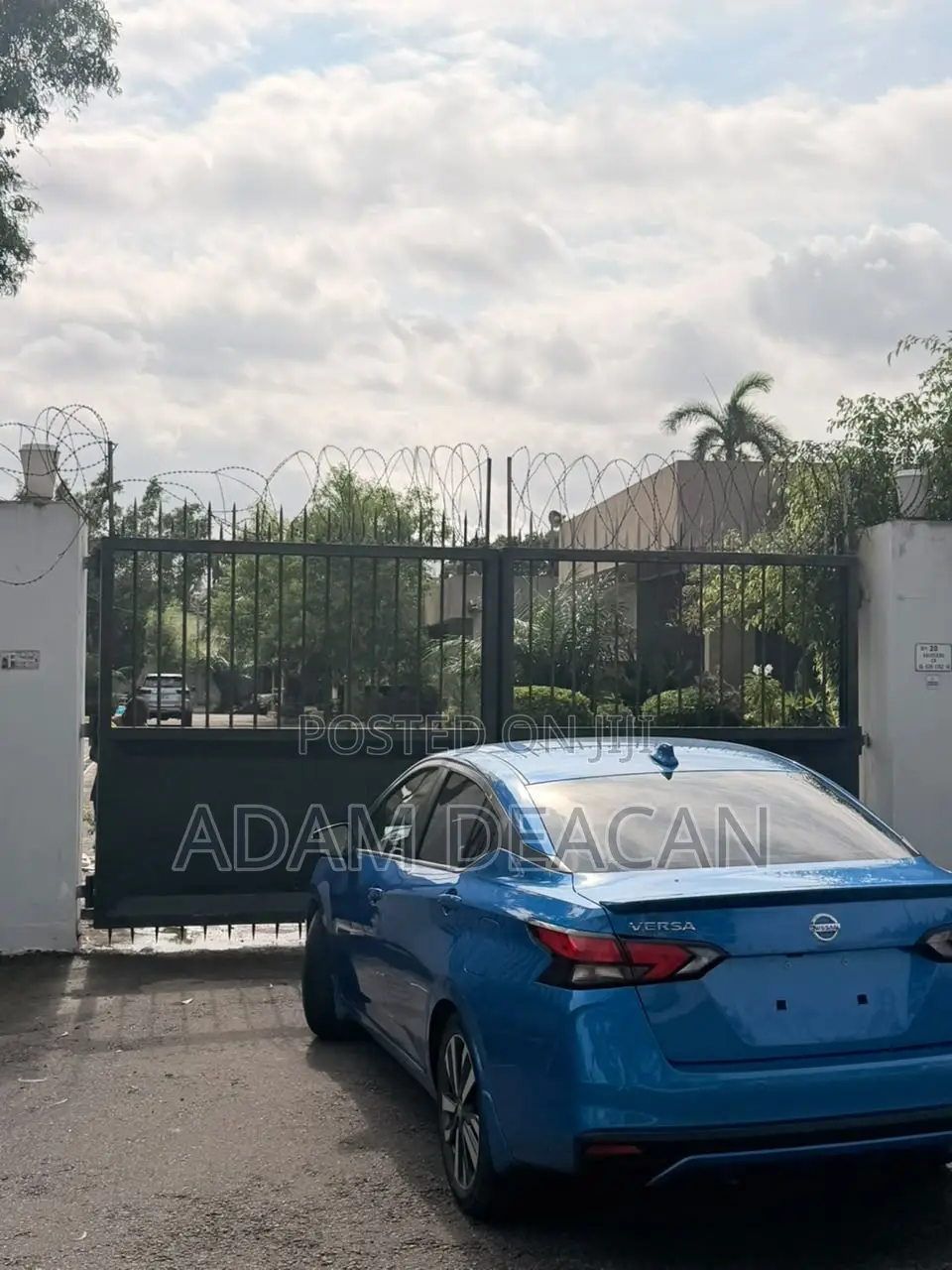 Nissan Sentra SR 2020 Blue