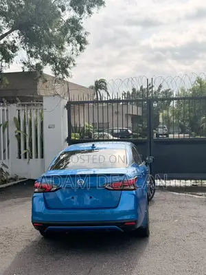 Nissan Sentra SR 2020 Blue