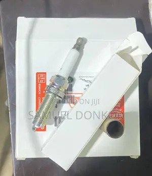 Genuine Land Rover/Jaguar Spark Plug - Lr091617