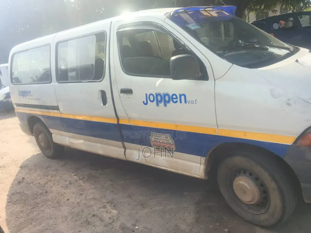 Toyota HiAce 2008 White