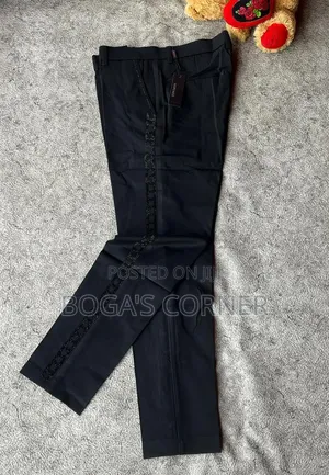 Man Trousers