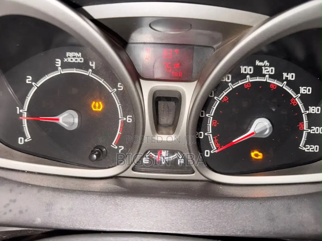 Ford Fiesta SE Hatchback 2012 Silver