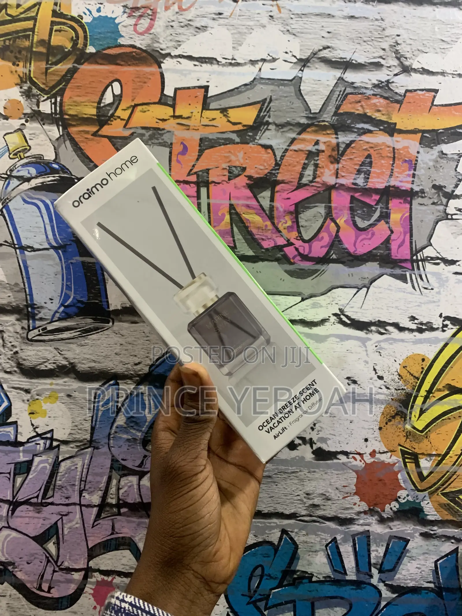 Oraimo Home Airlift Fragrance Diffuser.