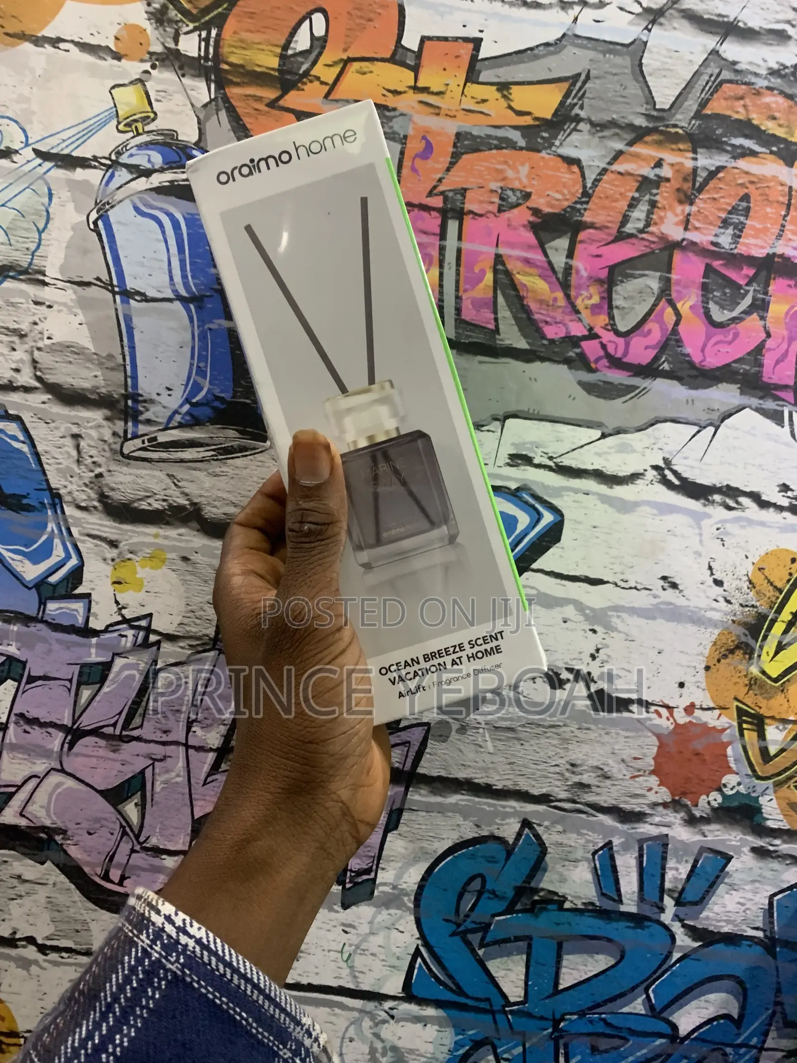 Oraimo Home Airlift Fragrance Diffuser.
