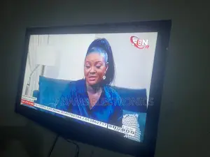 A Home Used Samsung 40 Inches Analog Tv for Sale