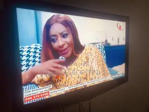A Home Used Samsung 40 Inches Analog Tv for Sale