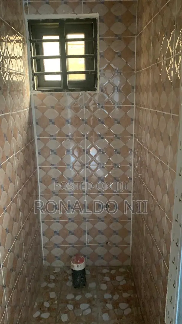 Mini Flat in Dc 251 Emirates Cl, Accra Metropolitan for rent