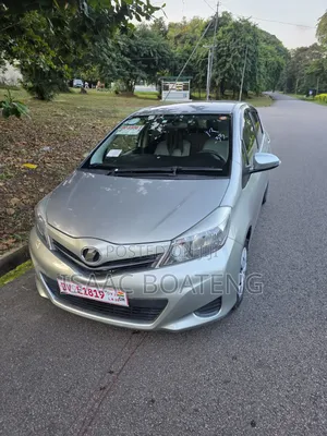 Toyota Vitz 2013 Green