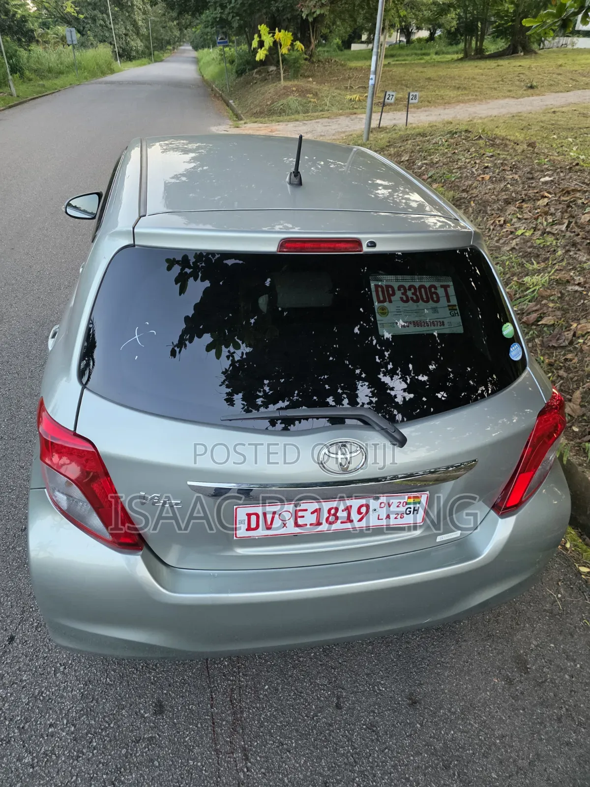 Toyota Vitz 2013 Green