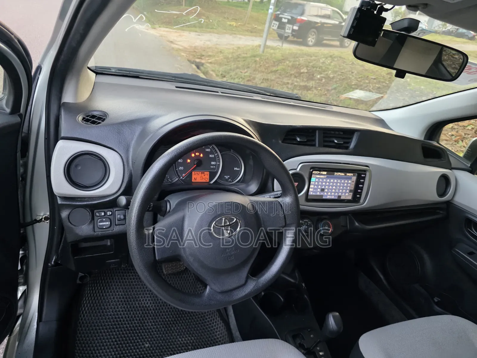 Toyota Vitz 2013 Green