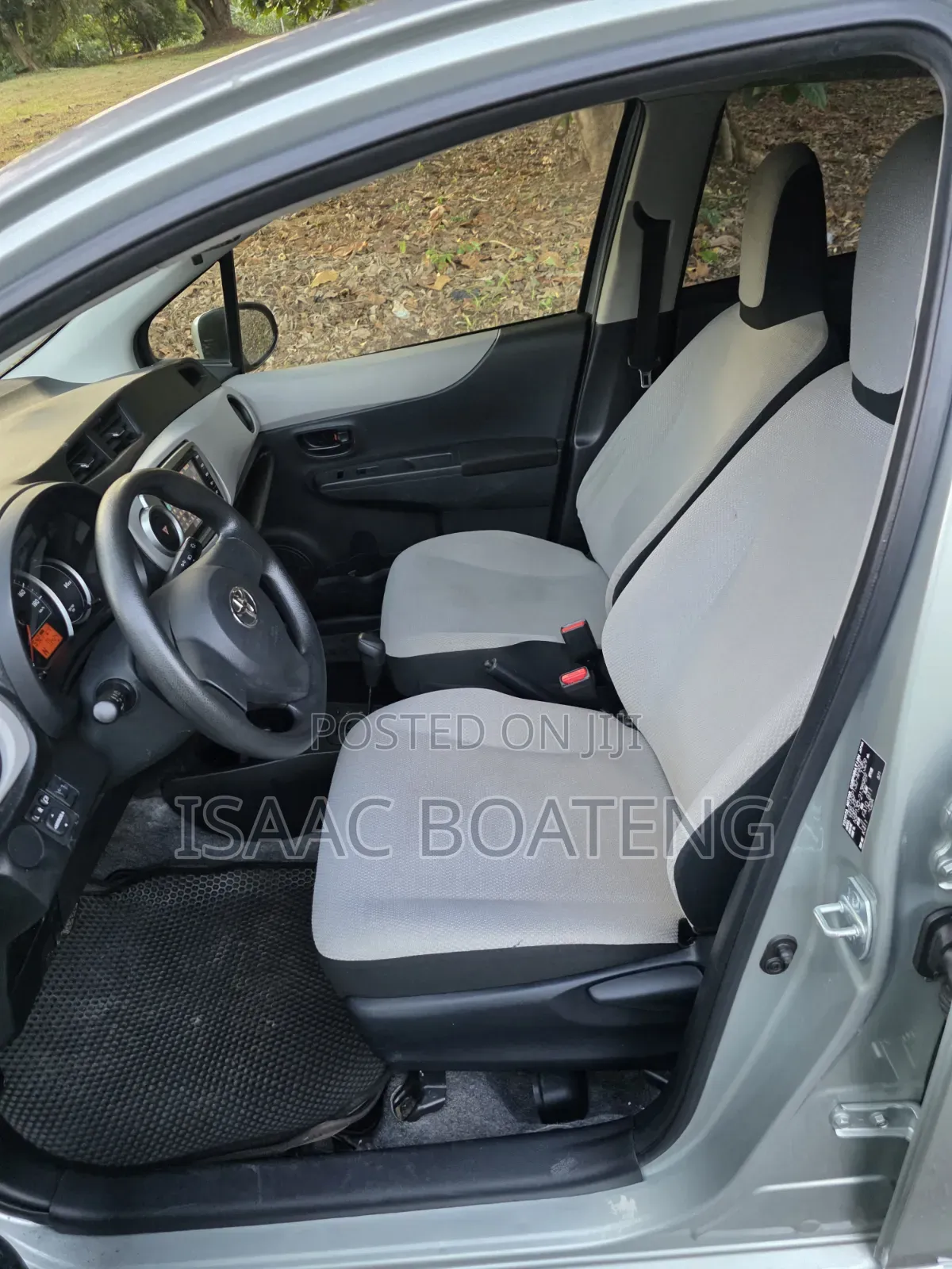 Toyota Vitz 2013 Green