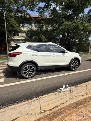 Nissan Qashqai 2018 White