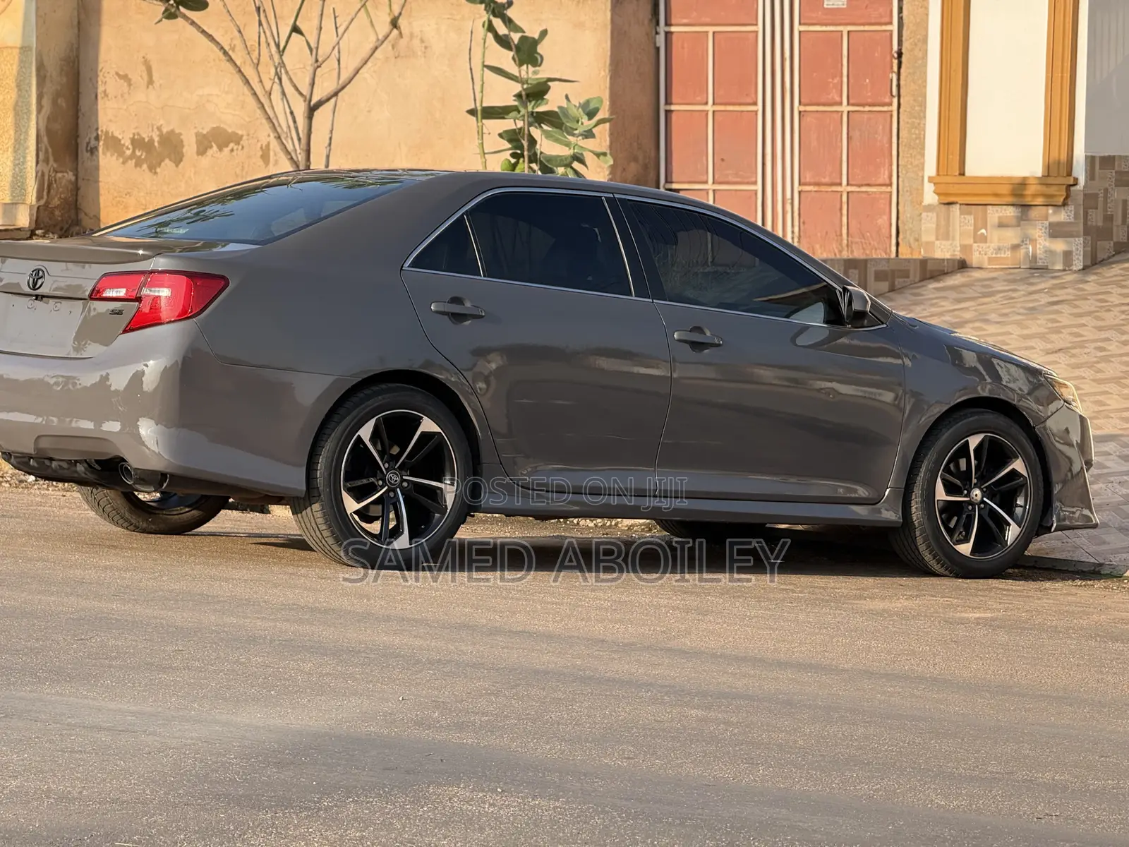 Toyota Camry 2014 Gray