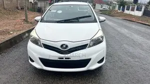Toyota Vitz 2012 White