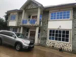 6bdrm House in Pokuase for rent