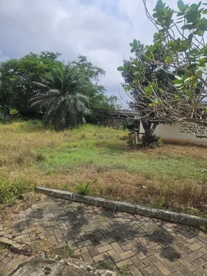 Weija* 21⁄2 Acres of Land