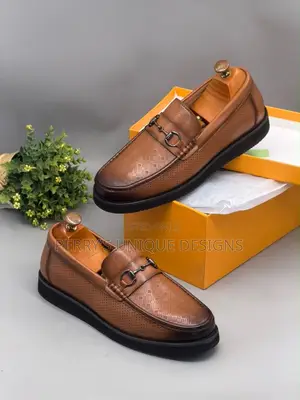 Elevate Your Professional and Casual Wardrobe