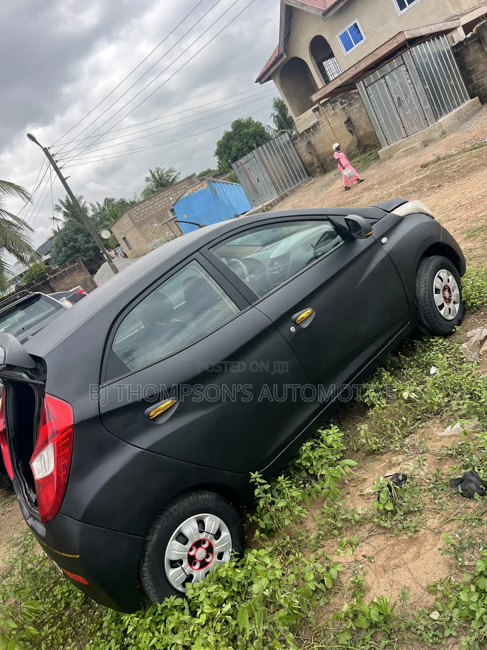 Hyundai Eon 0.8 FWD 2013 Black
