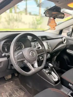 Nissan Sentra SR 2020 Blue