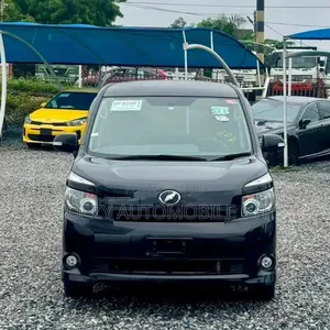 Toyota Voxy 2010 Black