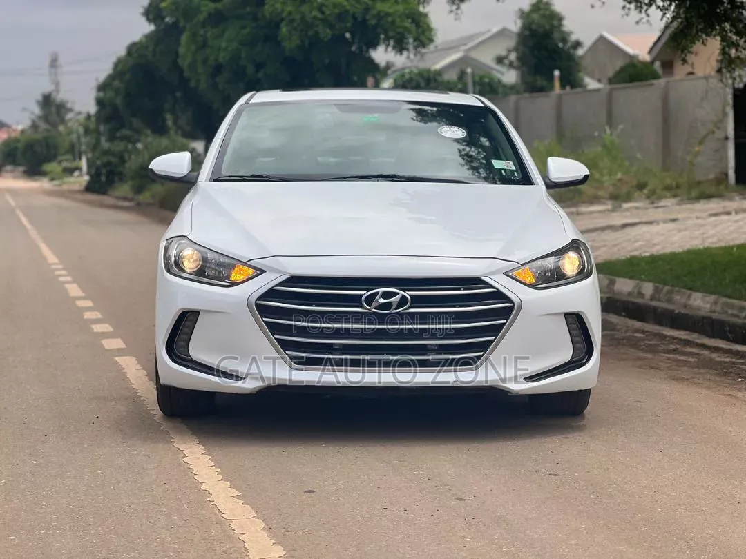 Hyundai Elantra 2018 White