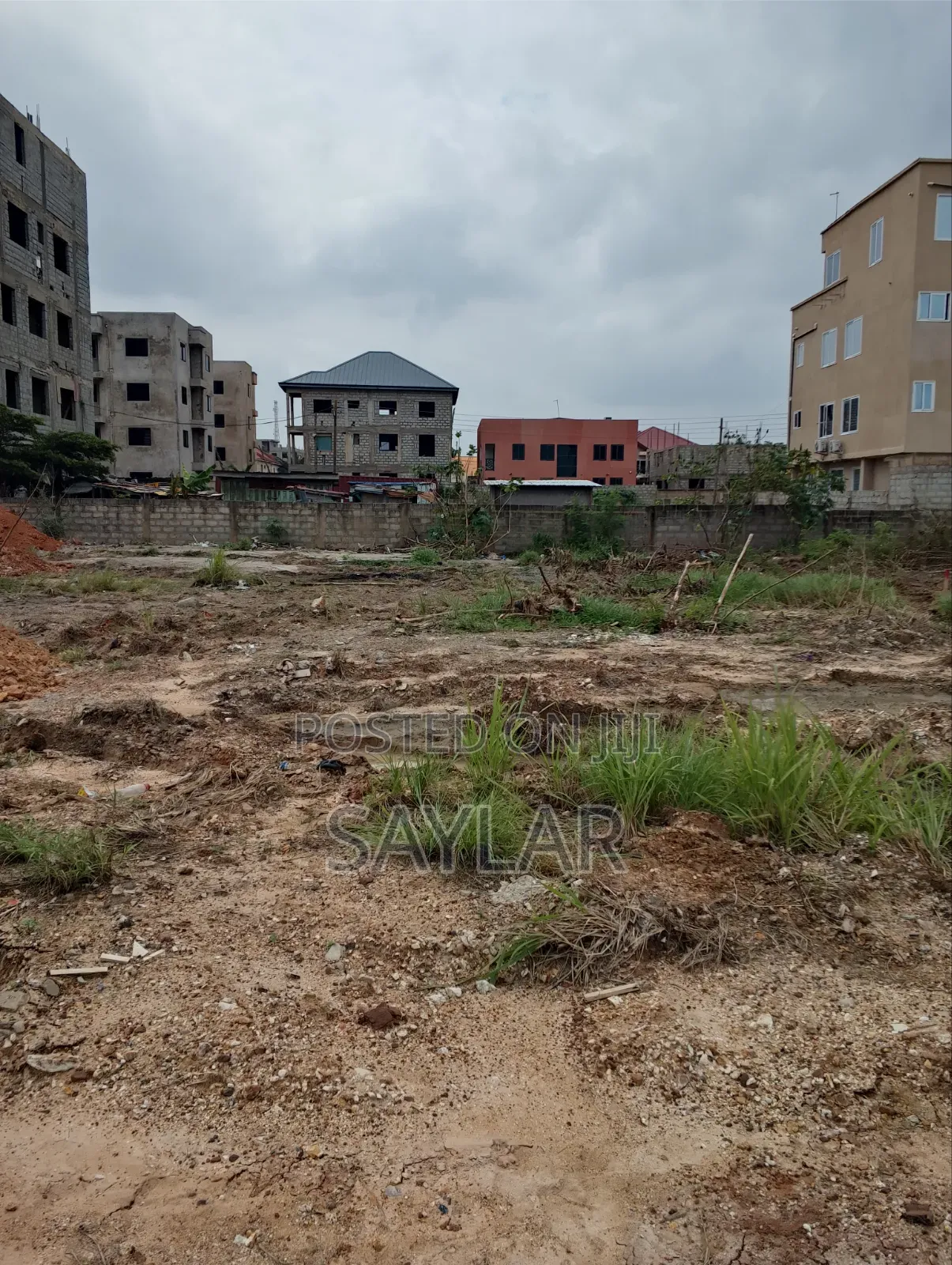 2 Plots Sakomono Estate Junction Close to the Traffic Light for Sale