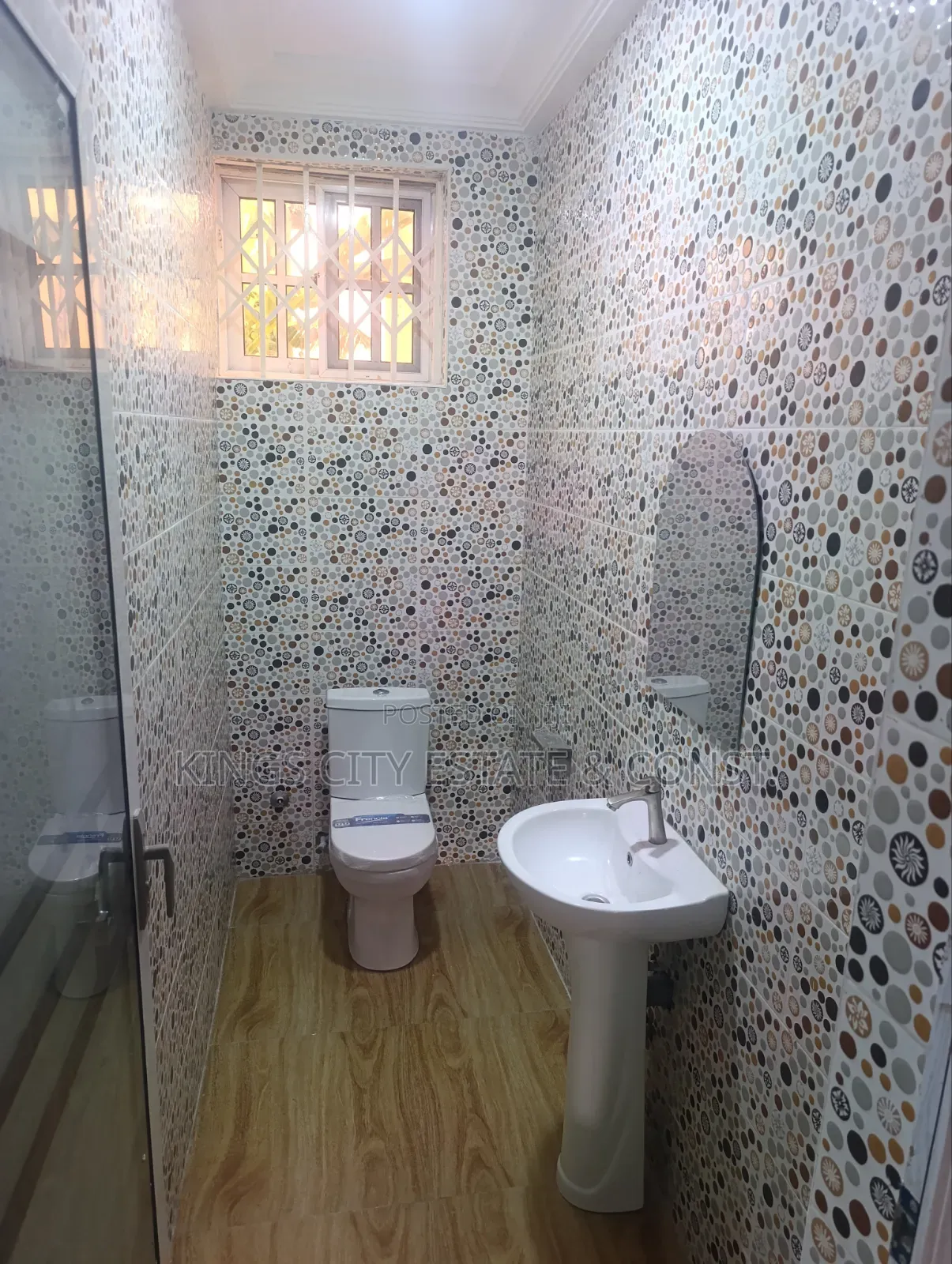3bdrm Apartment in Acp Estate, Kwabenya for rent