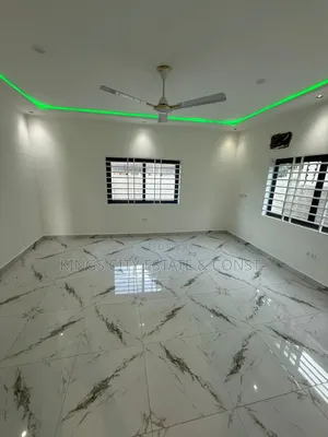 3bdrm Apartment in Acp Estate, Kwabenya for rent