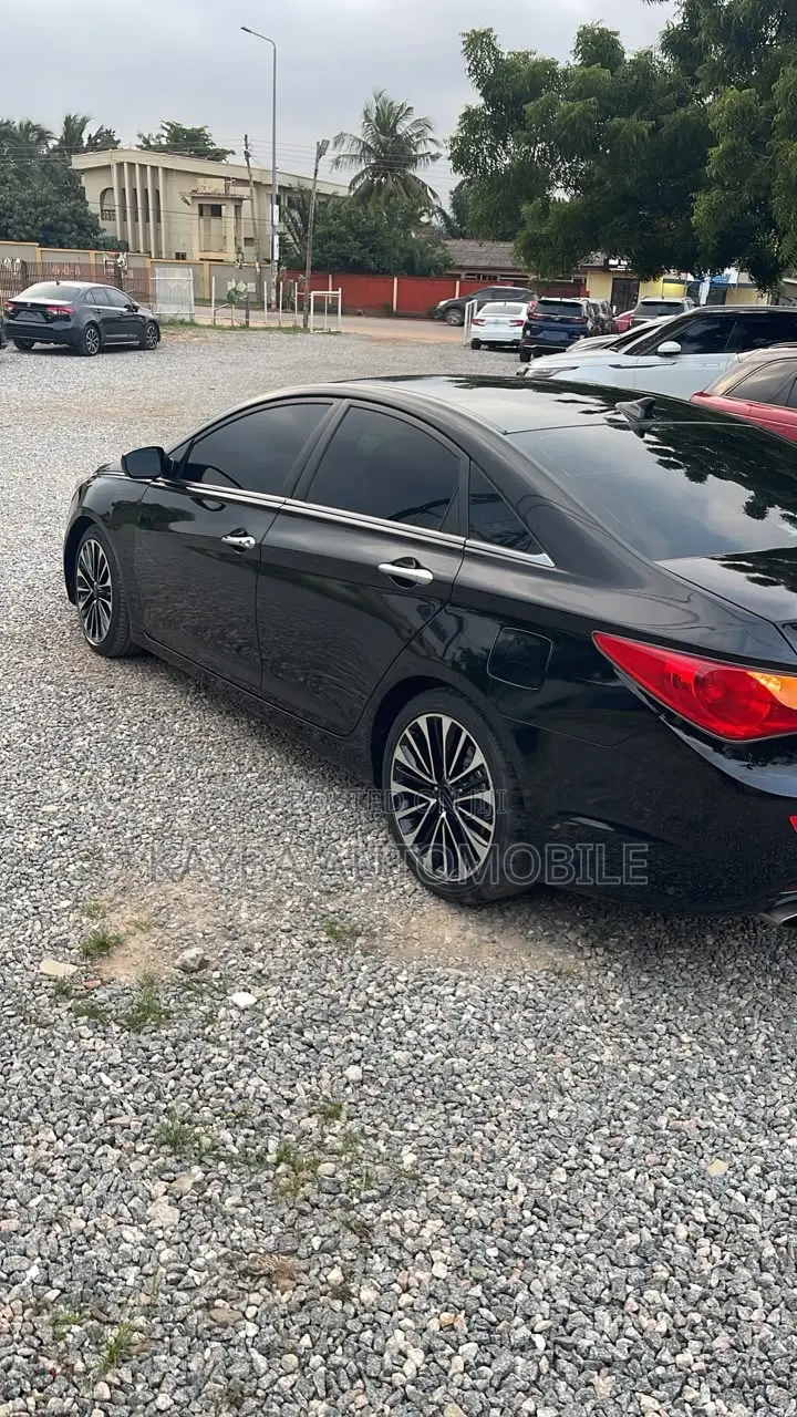 Hyundai Sonata 2016 Black