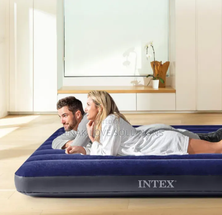 Intex Dura-Beam Queen Size Air Mattress