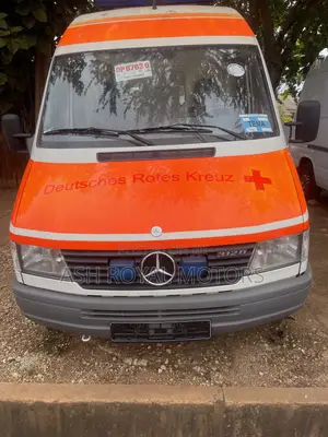 Mercedes-Benz Sprinter 2000 White