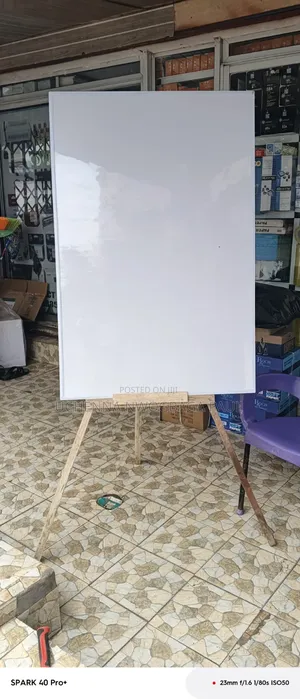 White Board 2ft by 2ft