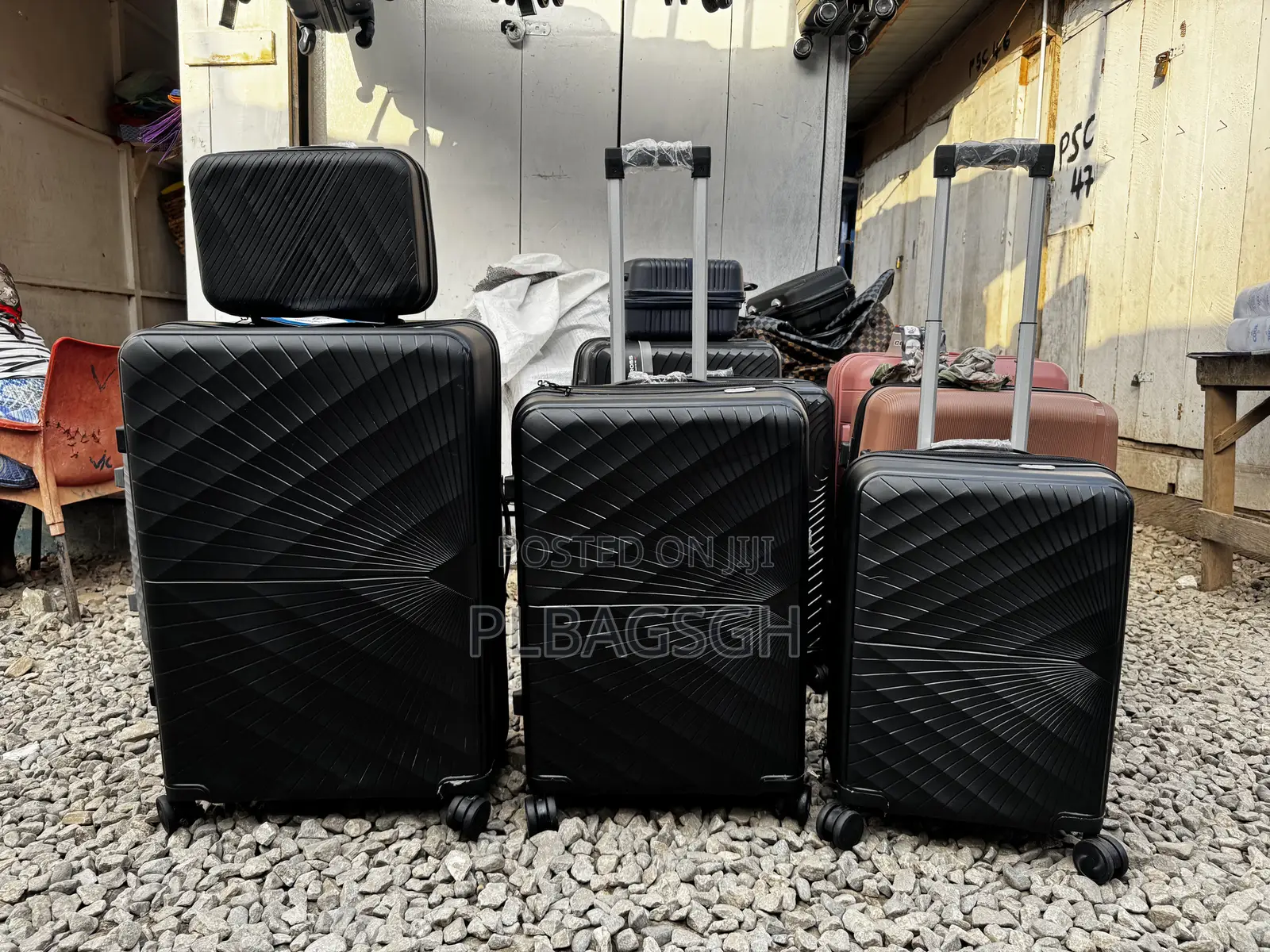 Four in One Trolley Traveling Bags Unbelievable