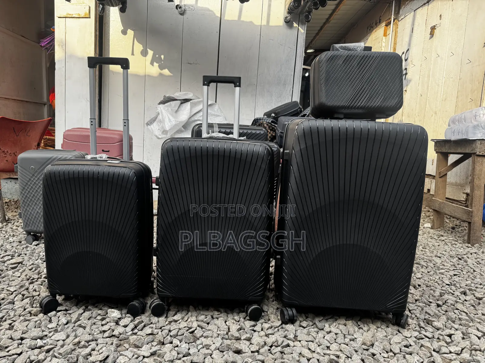 Four in One Trolley Traveling Bags Unbelievable
