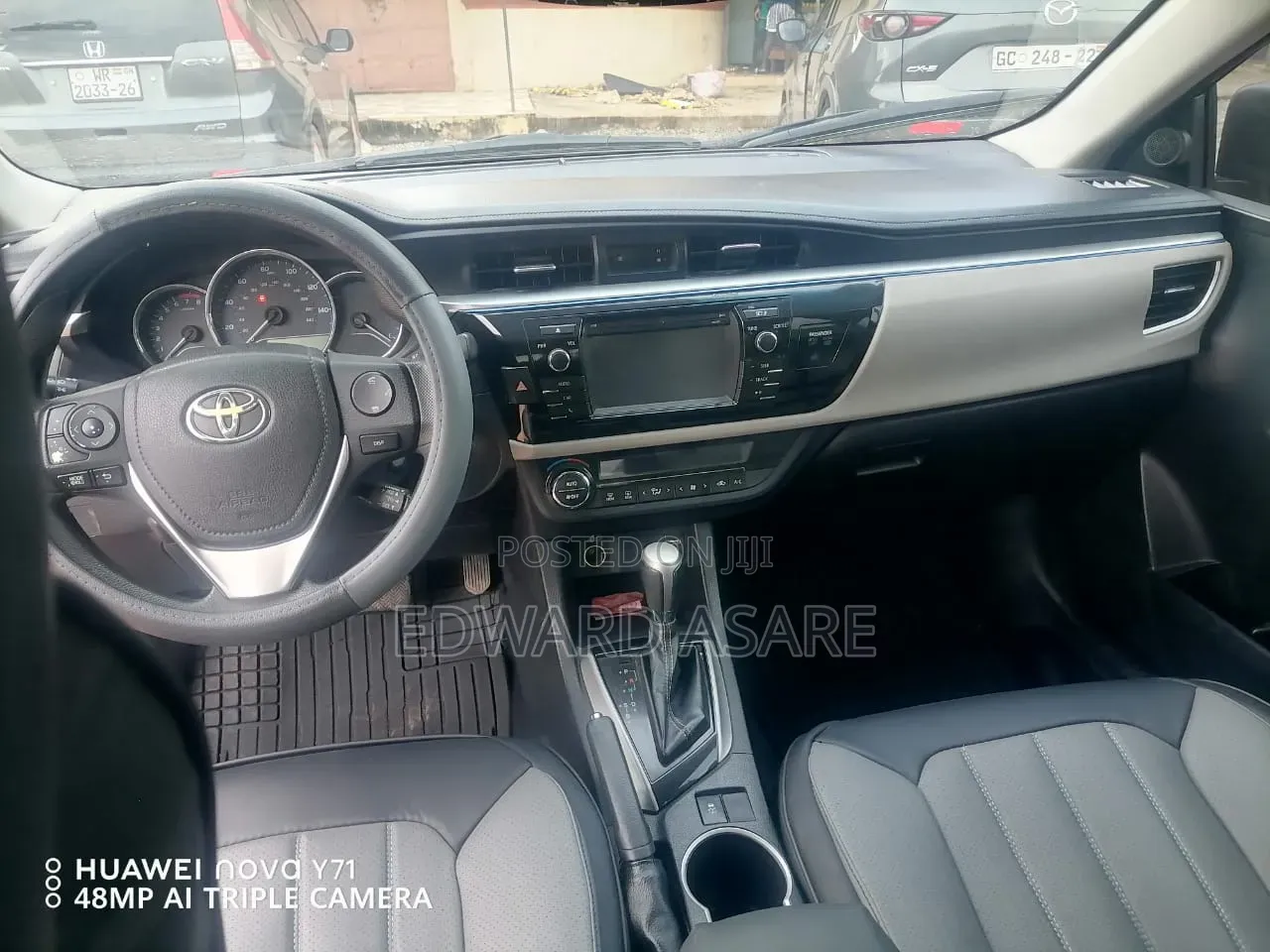 Toyota Corolla 2015 Maroon