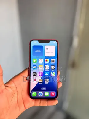 Apple iPhone 13 128 GB Red