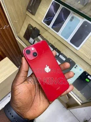 Apple iPhone 13 128 GB Red