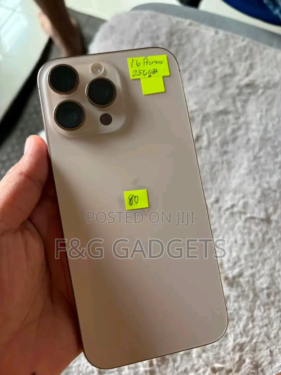 Apple iPhone 16 Pro Max 256 GB Gold