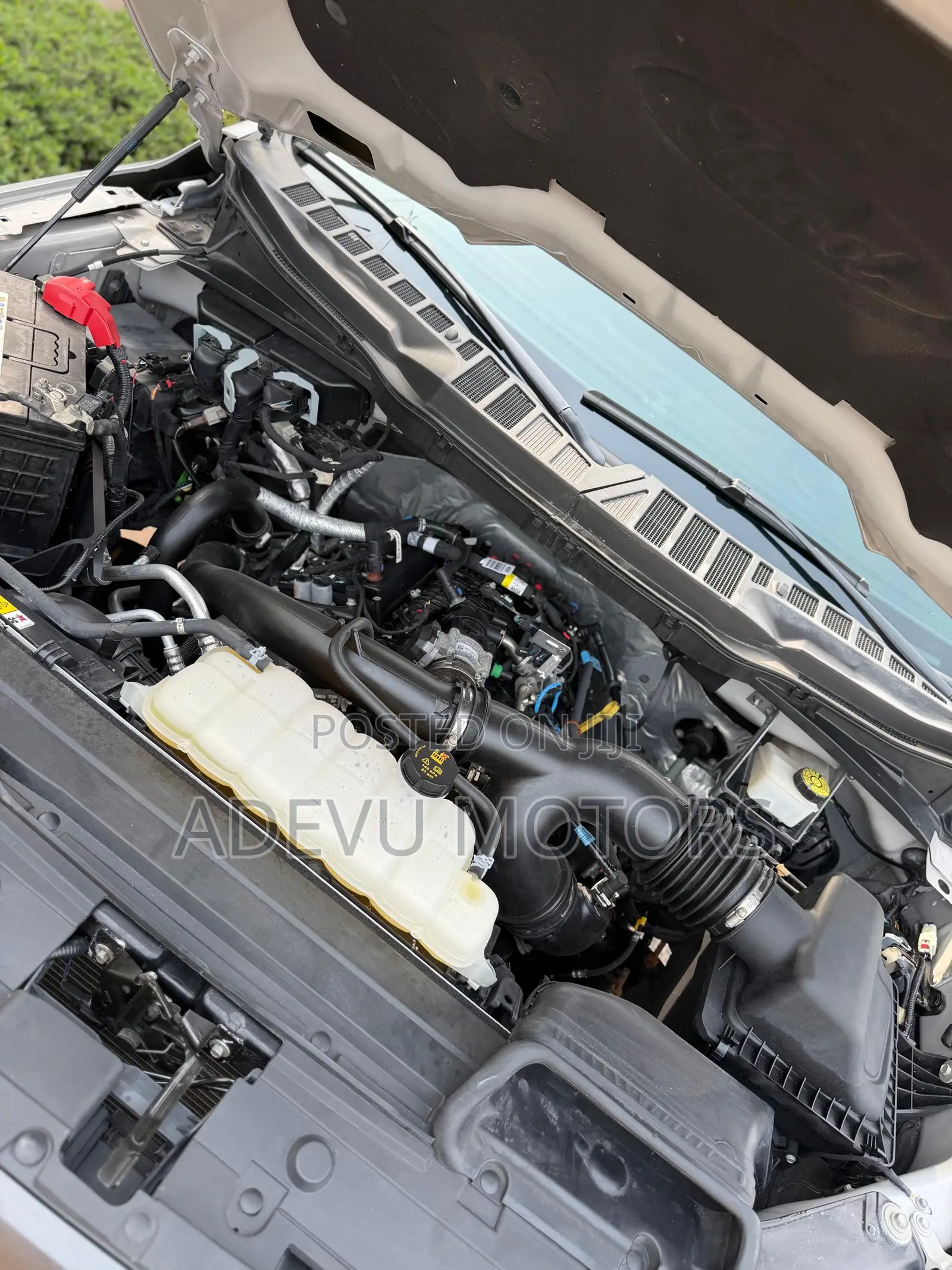 Ford F-150 XLT 2023 Silver